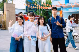 Thí sinh dự thi kỳ thi Đánh giá năng lực đợt 1. Ảnh: UIT. 