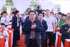 Thủ tướng dự Lễ khởi công xây dựng các trường nội trú và liên cấp