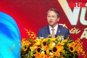 Bộ trưởng Bộ Tư pháp Nguyễn Hải Ninh đọc diễn văn khai mạc.