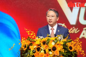 Bộ trưởng Bộ Tư pháp Nguyễn Hải Ninh đọc diễn văn khai mạc.