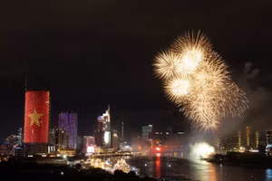 Các hoạt động văn hóa – nghệ thuật dịp lễ năm nay không chỉ tri ân lịch sử mà còn thể hiện khát vọng vươn lên mạnh mẽ của TPHCM trong thời kỳ mới. Ảnh: Thiện Nhân 