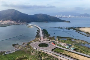 Cầu Hải Giang chính thức hợp long.