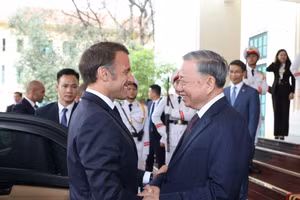 Tổng Bí thư Tô Lâm tiếp Tổng thống Pháp Emmanuel Macron. Ảnh: Thống Nhất/TTXVN.