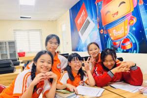 'Bảng vàng' thành tích xuất sắc của nữ sinh Trường Tiểu học Hoàng Liệt