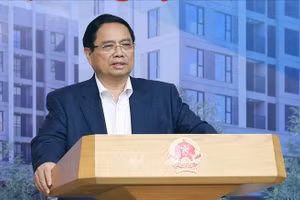 Thủ tướng Phạm Minh Chính chủ trì Hội nghị sơ kết việc thực hiện chỉ tiêu phát triển nhà ở xã hội 7 tháng đầu năm 2025. (Ảnh: Dương Giang/TTXVN)