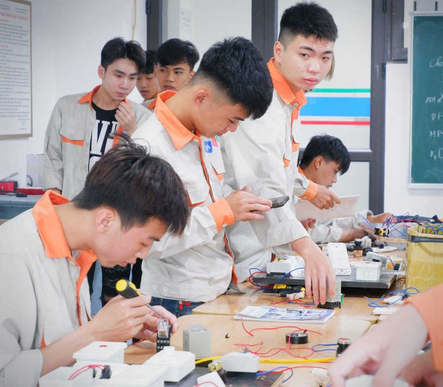 Mở cánh cửa nghề nghiệp chất lượng cho học sinh sau tốt nghiệp phổ thông.
