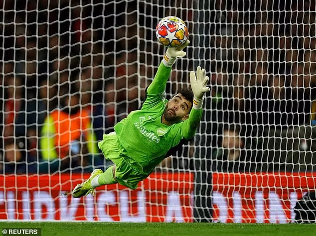 Arsenal hóa giải lời nguyền Champions League, thẳng tiến vào tứ kết