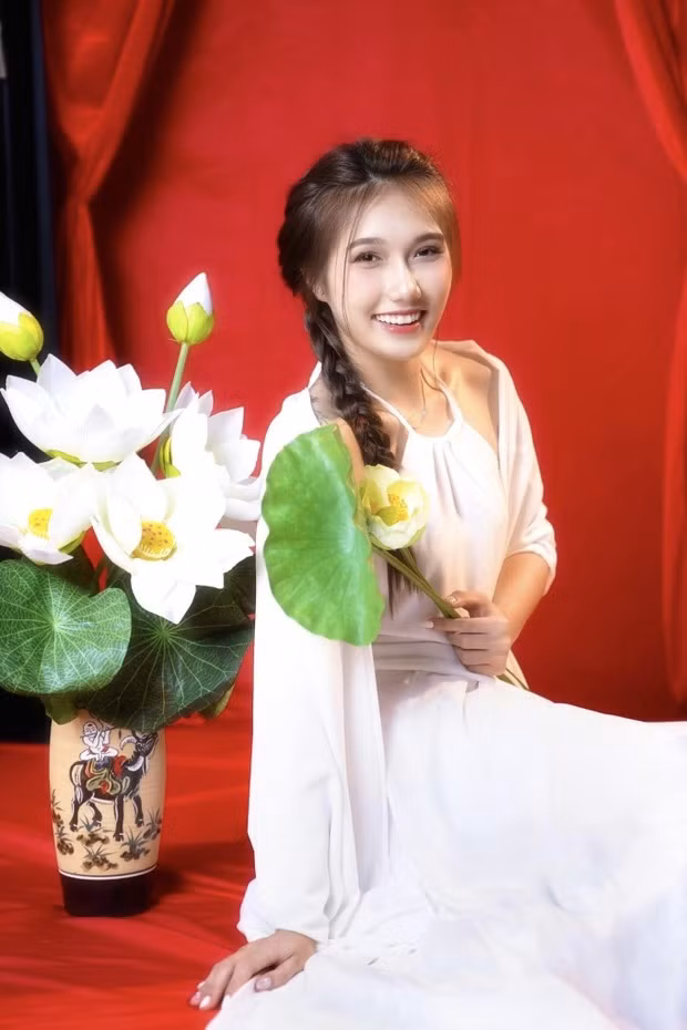 'Thần tiên tỷ tỷ' mới của bóng chuyền Việt Nam