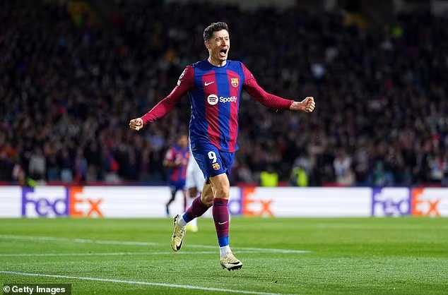 Arsenal hóa giải lời nguyền Champions League, thẳng tiến vào tứ kết