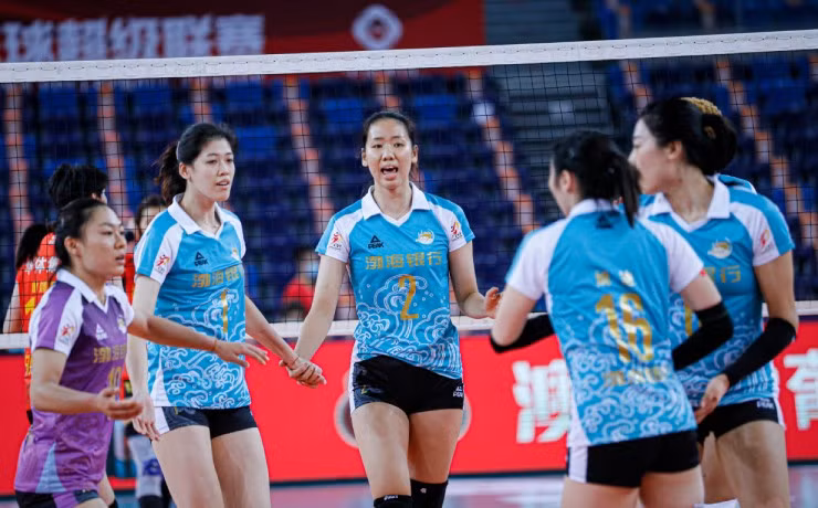 Hot girl bóng chuyền Việt Nam vào top VĐV cao nhất tại CLB thế giới 2023 