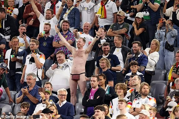 Chùm ảnh: Lễ khai mạc EURO 2024 ‘đơn điệu’ ngoài mong đợi