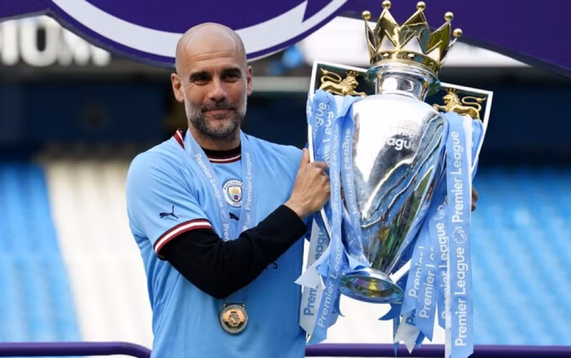 Pep Guardiola cũng đã giành được 20 điểm sau 9 trận đầu tiên tại Manchester City vào năm 2016 Những HLV 'mát tay' nhất lịch sử Ngoại hạng Anh