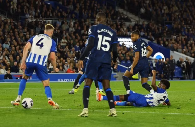 Chùm ảnh: Cole Palmer tiếp tục toả sáng, Chelsea sáng cửa dự Europa League 