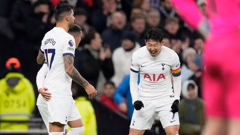 Tottenham bất ngờ 'ngã ngựa' ngay trên sân nhà