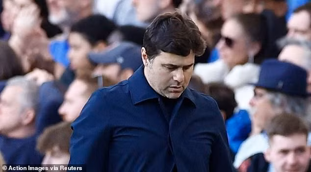 Chelsea hòa như thua, HLV Pochettino ‘nổi điên’ 