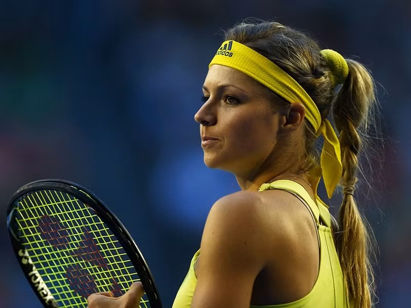 </span> <span style="color: rgba(0, 0, 0, 0.85);"><strong> 9. Maria Kirilenko (Nga) </strong>sở hữu thân hình vô cùng hấp dẫn, cô</span><span style="color: rgba(0, 0, 0, 0.85); font-size: 14px;"> từng xuất hiện trên tạp chí áo tắm Sports Illustrated (2009). Trong sự nghiệp quần vợt, cô đạt được vị trí cao nhất trong sự nghiệp là số 10 thế giới.</span><br/> <span style="font-size: 14px;"> 10 tay vợt nữ xinh đẹp, 'nóng bỏng' nhất thế giới