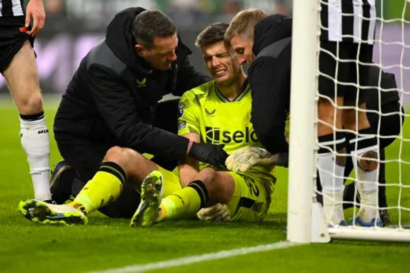 Newcastle có động thái gây sốc với thủ thành De Gea