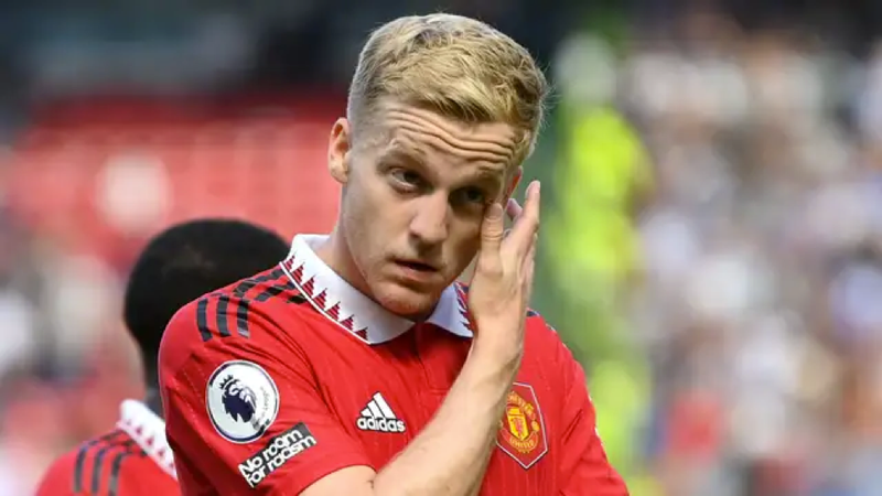 Man United bị yêu cầu giải trình việc 'ném tiền qua cửa sổ’ 