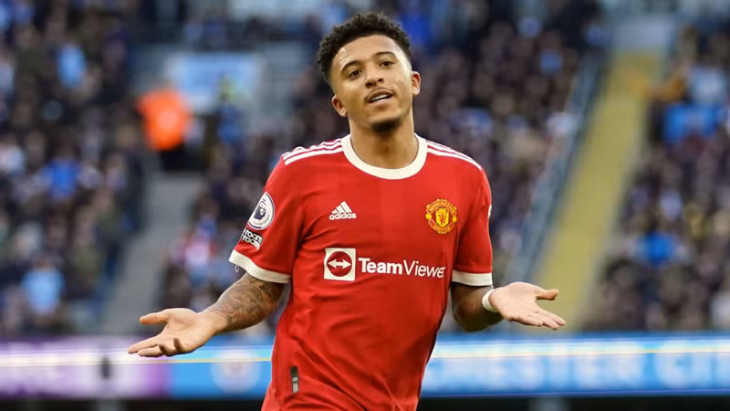 Man United bị yêu cầu giải trình việc 'ném tiền qua cửa sổ’ 