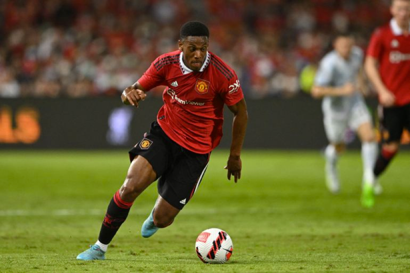 Man United bị yêu cầu giải trình việc 'ném tiền qua cửa sổ’ 