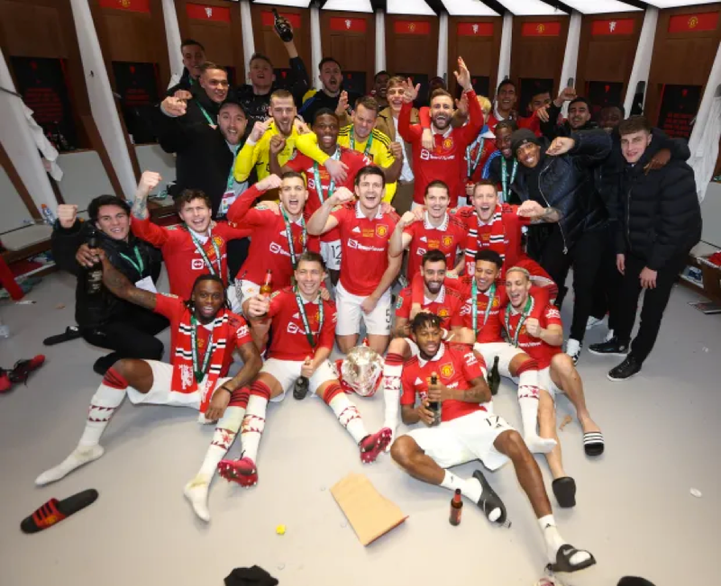 Man United bị yêu cầu giải trình việc 'ném tiền qua cửa sổ’ 