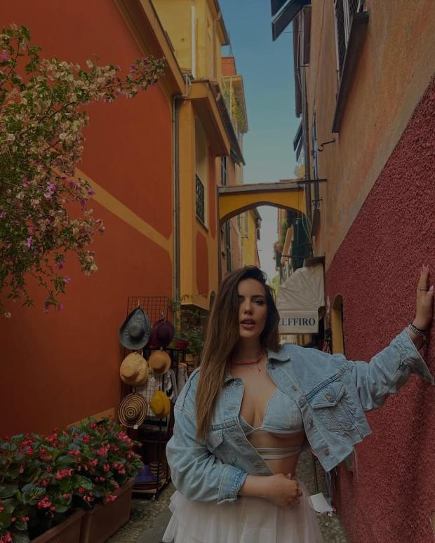5 nàng WAGs nóng bỏng vừa gia nhập bóng đá Anh
