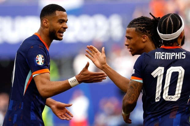 Cựu tiền đạo Man Utd cứu Hà Lan trận ra quân EURO 2024 