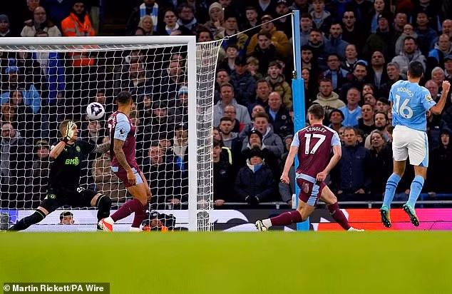 Đè bẹp Aston Villa, Man City tiếp tục cuộc đua kịch tính ở Ngoại hạng Anh 