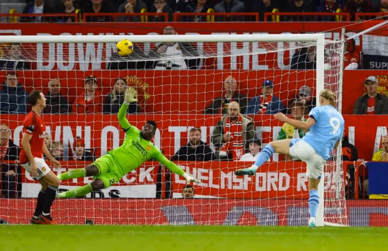 Haaland giúp Man City ‘vùi dập’ Man United ngay trên thánh địa Old Trafford