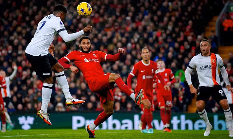 Liverpool thắng đậm, ‘cắt đuôi’ Man City và Arsenal ở Ngoại hạng Anh 