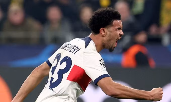 PSG ‘thoát chết thần kỳ’, AC Milan rời Champions League cay đắng 