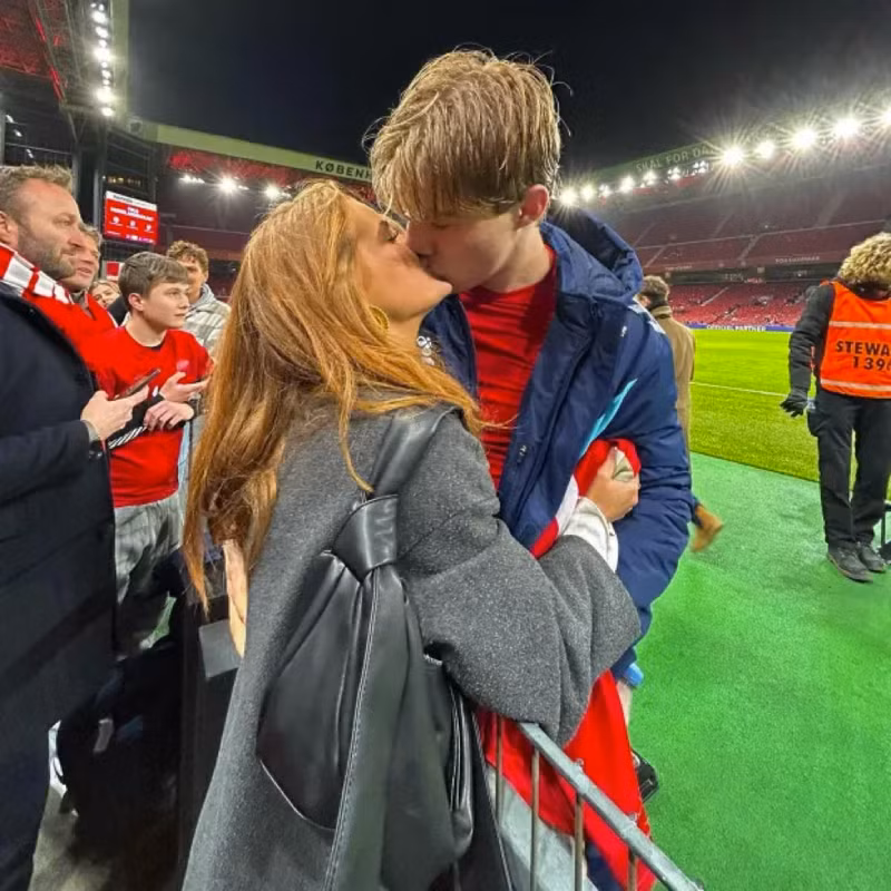 8 nàng WAGS mới toanh, quyến rũ nhất Ngoại hạng Anh mùa này