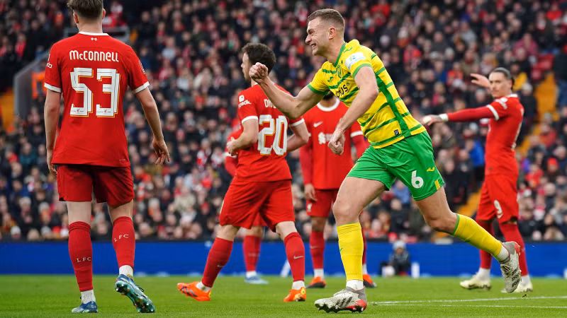 Cổ động viên kéo đến kín sân tri ân HLV Klopp, Liverpool thắng đậm tại Cup FA 