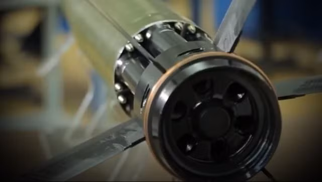 Ông Chemezov nói thêm rằng, xe tăng T-14 mới nhất, được chế tạo trên nền tảng "Armata", hiện có hệ thống điện tử tiên tiến do Nga sản xuất. Bản nâng cấp này cũng bao gồm một hệ thống kiểm soát hỏa lực mới. Tuy nhiên, ông không cung cấp thêm thông tin chi tiết về phiên bản T-14 nâng cao này và hỏa lực được tăng cường của nó. Hoàn tất thử nghiệm xe tăng T-14 Armata với pháo 152 mm