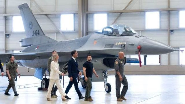 Nhận định khu vực đầu tiên chiến đấu cơ F-16 tấn công