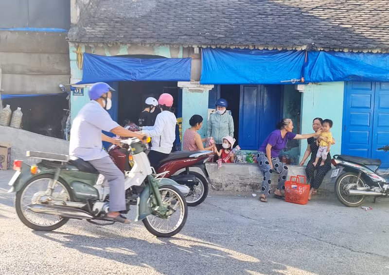 Nhịp sống bình yên trên đảo Phú Quý