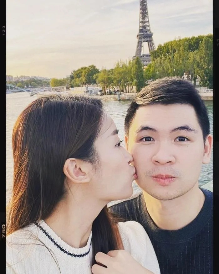 Hoa hậu Mỹ Linh 'làm điều đặc biệt' với Chủ tịch CLB Hà Nội