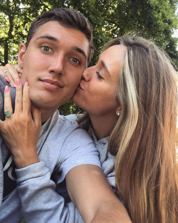 Các nàng WAGs tuyệt đẹp Đan Mạch hứa hẹn khuấy đảo khán đài EURO 2024 