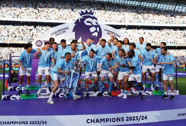 Chùm ảnh: Man City vô địch, làm nên lịch sử Ngoại hạng Anh 