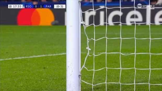 Chùm ảnh: Bayern Munich và PSG vào tứ kết Champions League nhờ 'hảo thủ' 