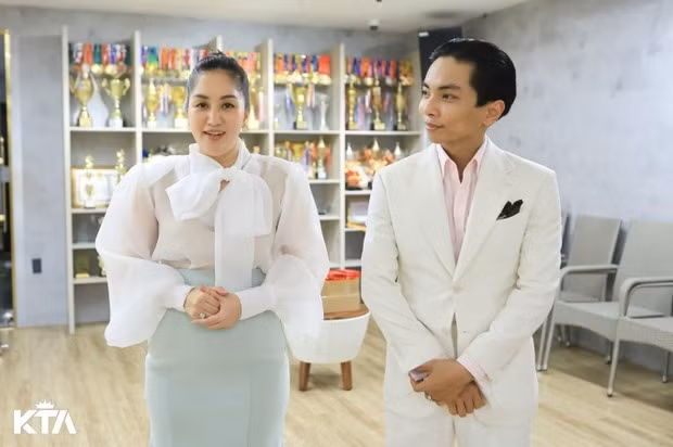 Kiện tướng Khánh Thi hiện tại đã lui về làm công tác huấn luyện. Cặp đôi nổi tiếng thể thao Việt Nam khoe ảnh cực tình