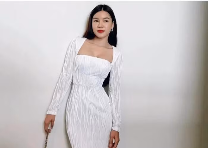 Vóc dáng ‘chuẩn từng cm’ của nàng WAG gợi cảm nhất V.League 