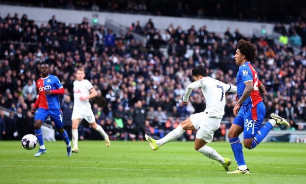 Son Heung-min ghi bàn đầu tiên cho Tottenham hậu Asian Cup 2023 