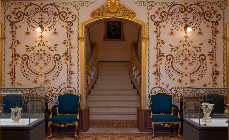 Cận cảnh điện Kiến Trung trăm tỉ mở cửa miễn phí đón khách dịp Tết