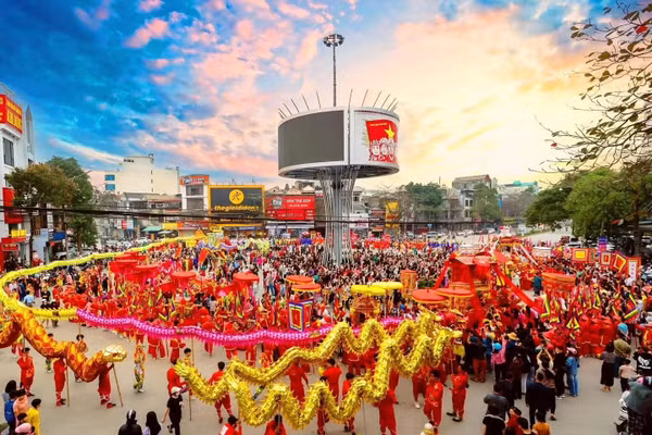 Lễ hội mang đậm chất truyền thống, tín ngưỡng thờ Mẫu. (Ảnh: CTTTQ).