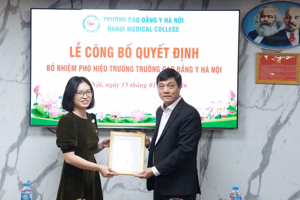 Trường Cao đẳng Y Hà Nội có tân Phó Hiệu trưởng