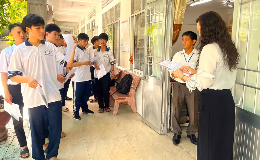 thi-sinh-ca-mau-30.jpg