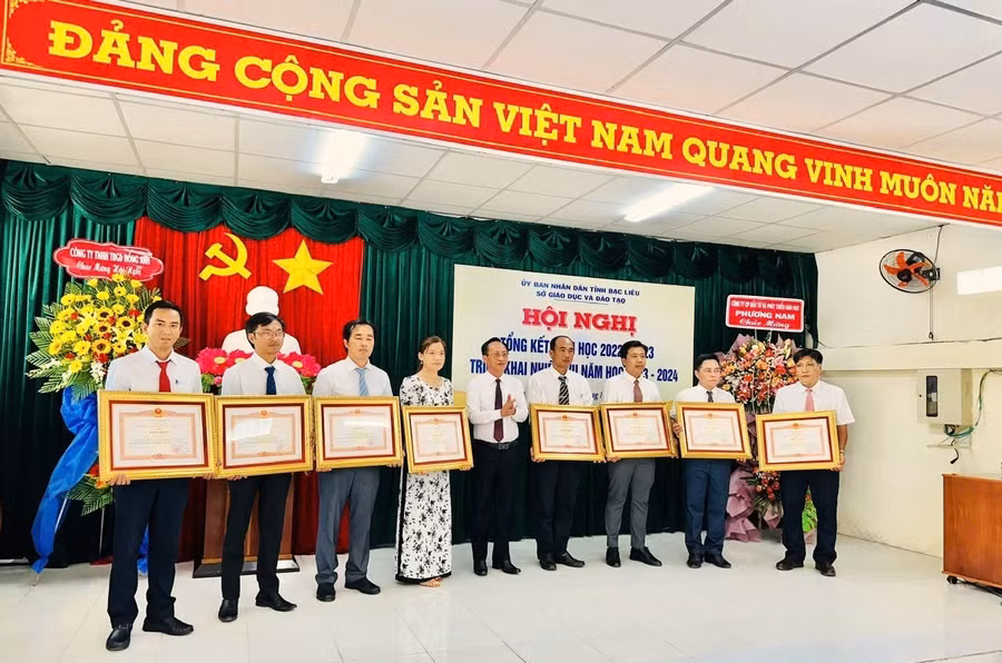 thay-giang-2.jpg