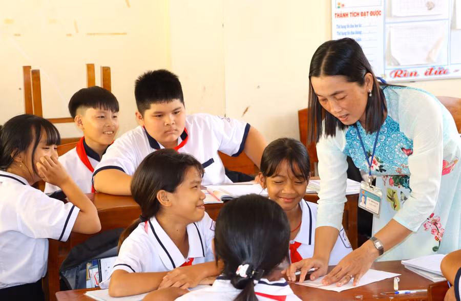 truong-dan-toc-3.jpg