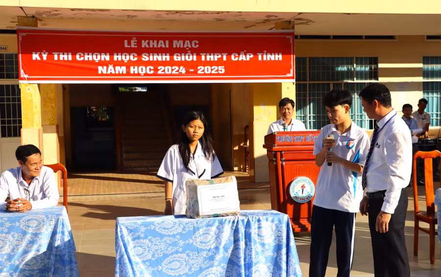 hoc-sinh-gioi-5.jpg